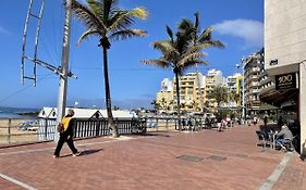 Homeforguest Listen To The Waves By Las Canteras